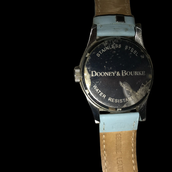 DOONEY AND BOURKE WOMEN'S WRISTWATCH - Picture 8 of 9